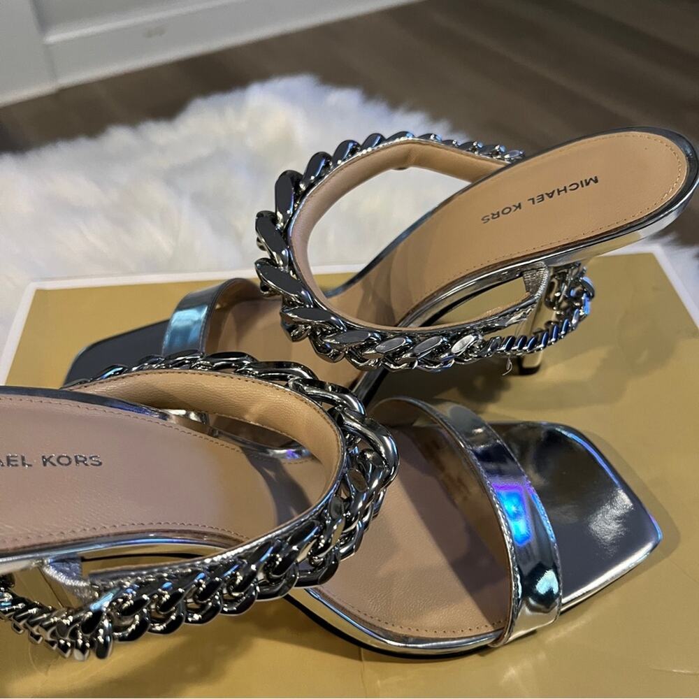 NIB MICHAEL Michael Kors Women's Bianca Sandals Heels - Picture 4 of 7